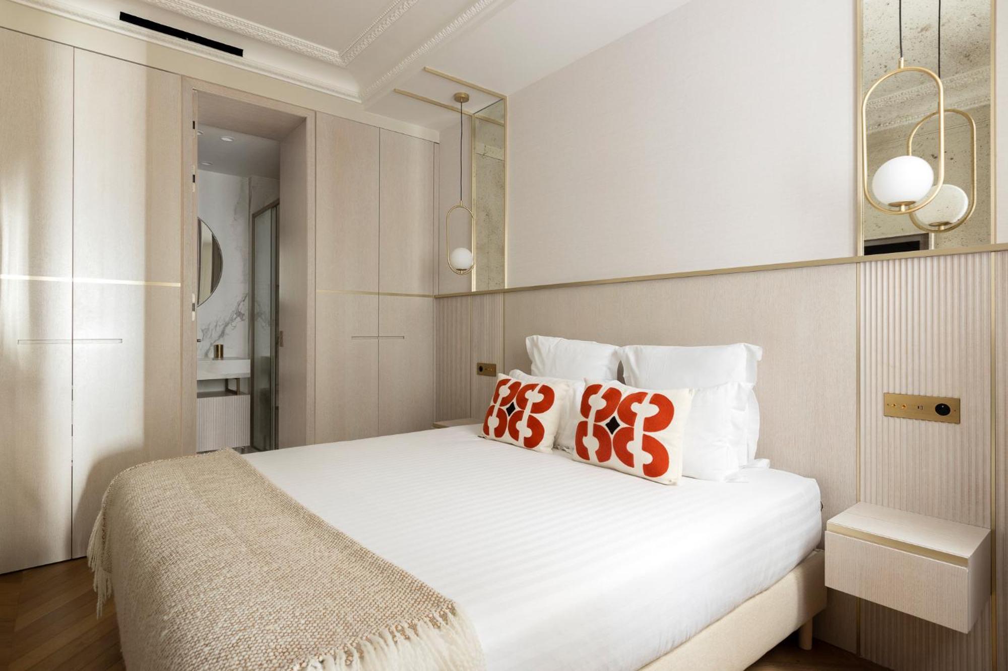 Highstay - Luxury Serviced Apartments - North Marais 2 Париж Экстерьер фото
